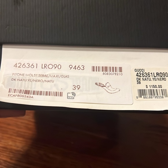 Authentic Women’s Gucci Princeton Slipper with Lamb Wool! - Picture 7 of 7